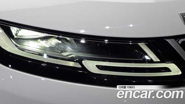 Land Rover Range Rover Evoque 2020 — photo 8