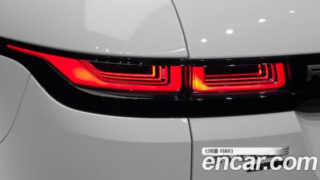 Land Rover Range Rover Evoque 2020 — photo 9