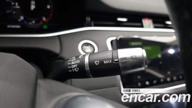 Land Rover Range Rover Evoque 2020 — photo 28