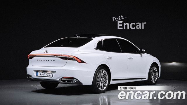 Hyundai Grandeur 2023 — photo 2
