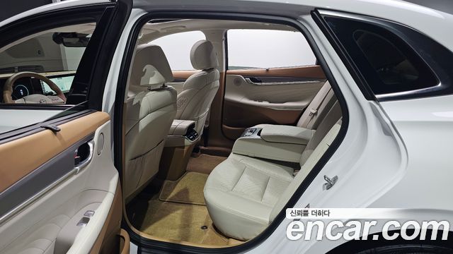 Hyundai Grandeur 2023 — photo 11