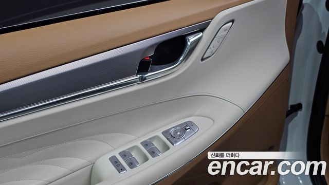Hyundai Grandeur 2023 — photo 15