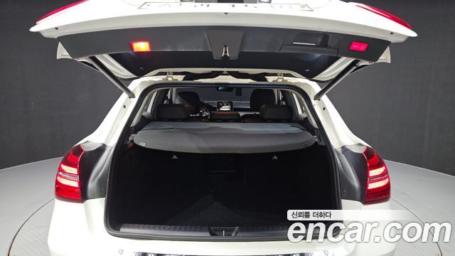 Mercedes-Benz GLA-Class 2019 — photo 21