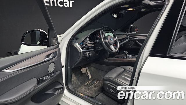 BMW X5 2017 — photo 10