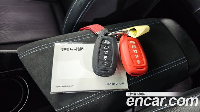 Hyundai AVANTE 2022 — photo 19