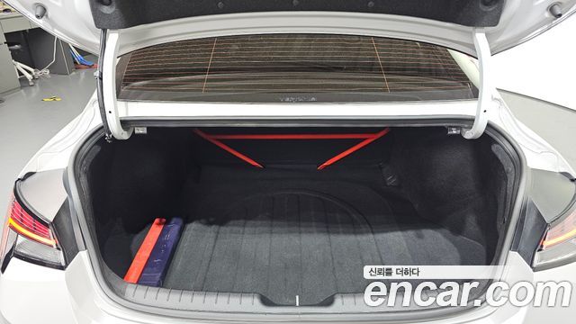Hyundai AVANTE 2022 — photo 20