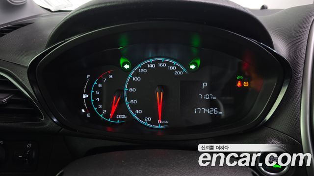 Chevrolet Korea Spark 2017 — photo 11