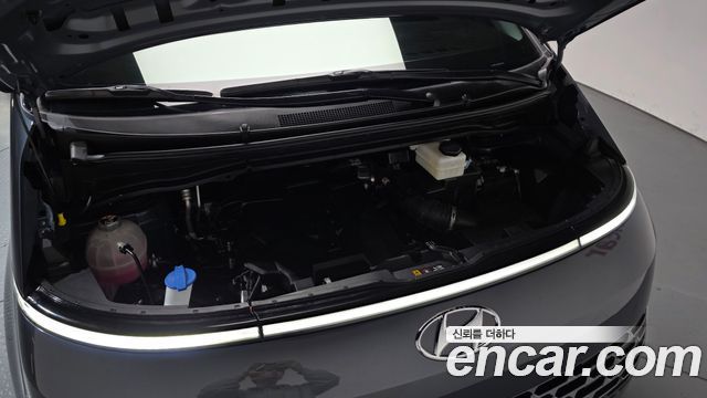 Hyundai Staria 2024 — photo 6