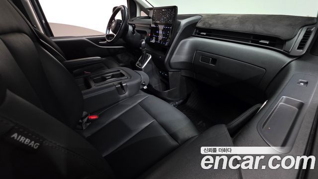 Hyundai Staria 2024 — photo 7