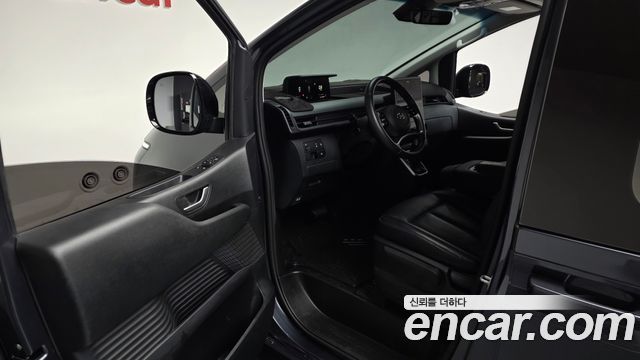Hyundai Staria 2024 — photo 10