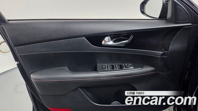 Kia K3 2019 — photo 14