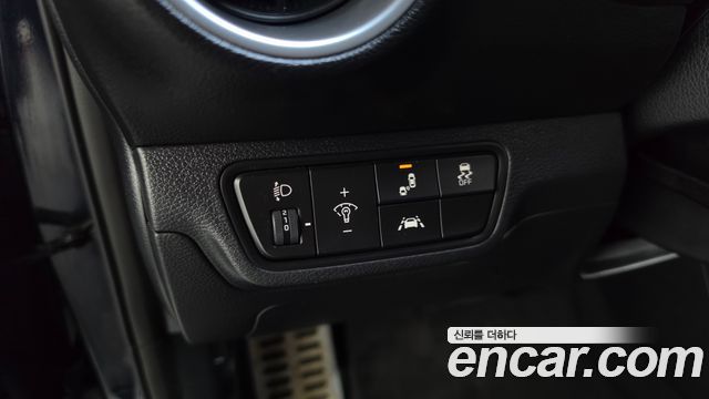 Kia K3 2019 — photo 28