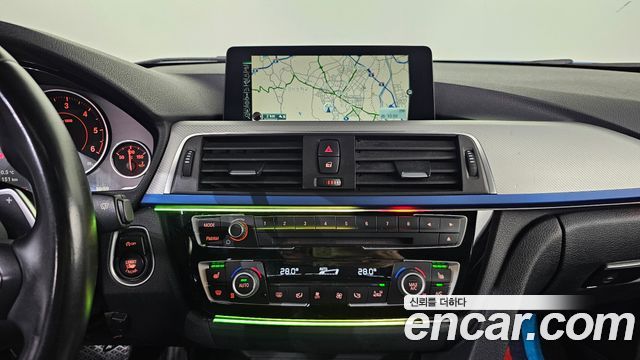 BMW 3-Series 2016 — photo 18