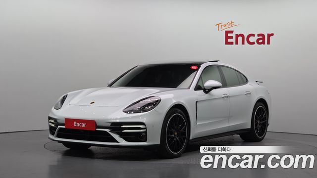 Porsche Panamera 2021 — photo 1