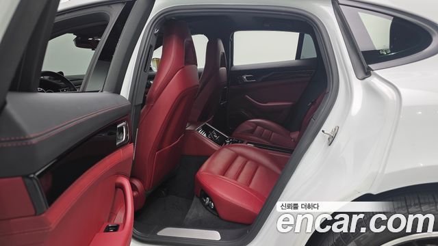 Porsche Panamera 2021 — photo 18