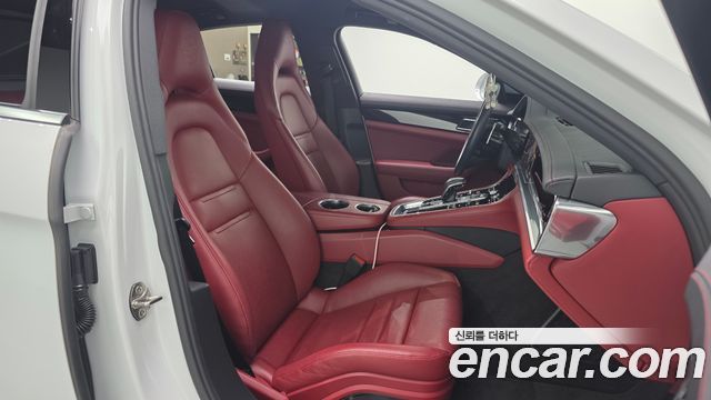 Porsche Panamera 2021 — photo 19