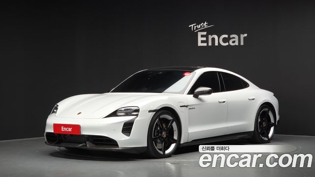 Porsche Taycan 2023 — photo 1