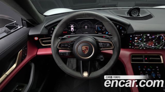 Porsche Taycan 2023 — photo 19