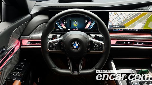 BMW 7-Series 2024 — photo 20
