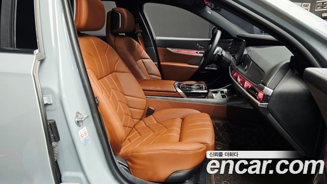 BMW 7-Series 2024 — photo 16