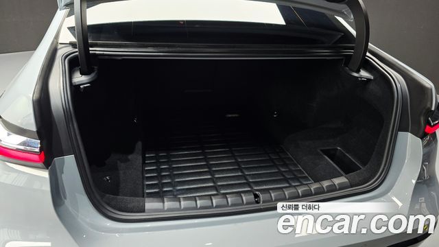 BMW 7-Series 2024 — photo 27