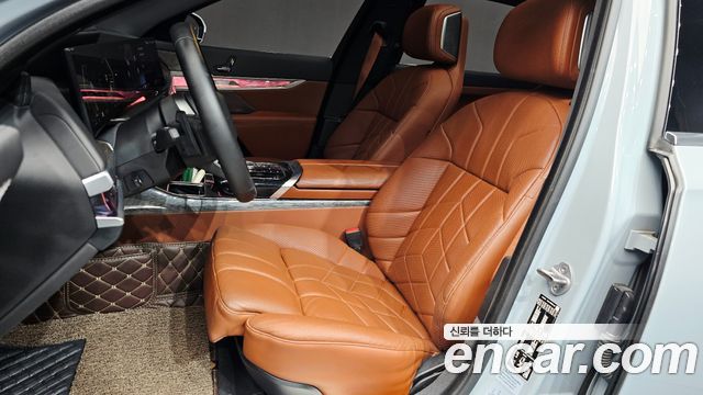 BMW 7-Series 2024 — photo 29