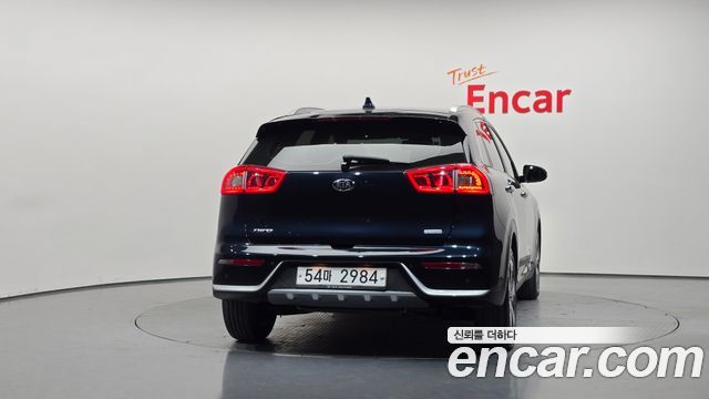 Kia Niro 2018 — photo 4
