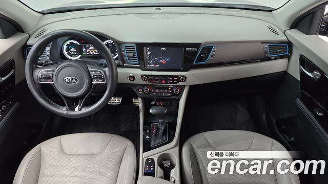 Kia Niro 2018 — photo 10