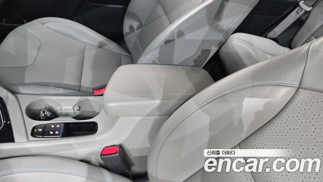 Kia Niro 2018 — photo 28