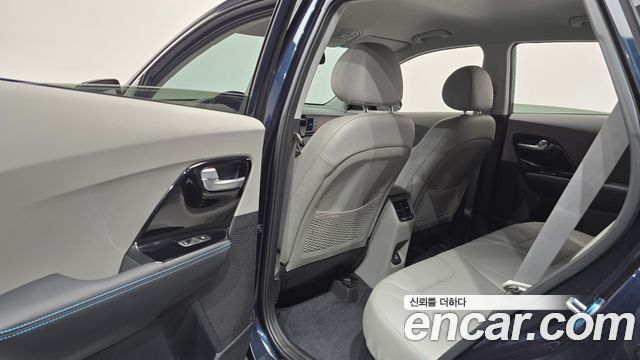 Kia Niro 2018 — photo 29