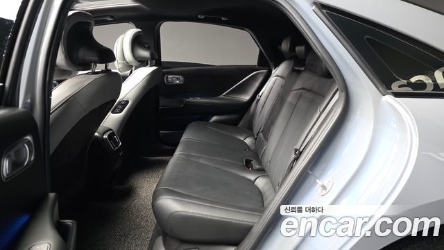 Hyundai Ioniq6 2023 — photo 16