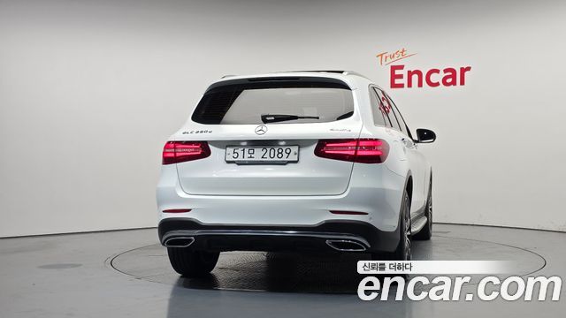 Mercedes-Benz GLC-Class 2017 — photo 4
