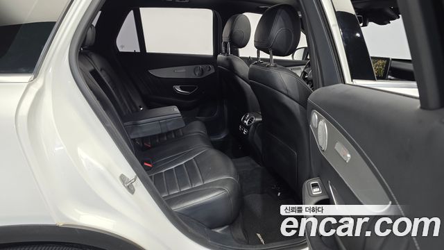 Mercedes-Benz GLC-Class 2017 — photo 12