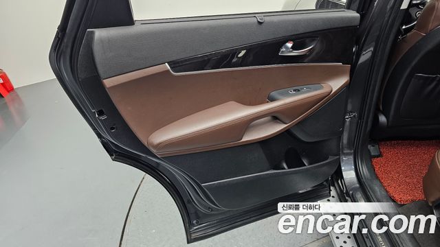Kia Sorento 2016 — photo 15