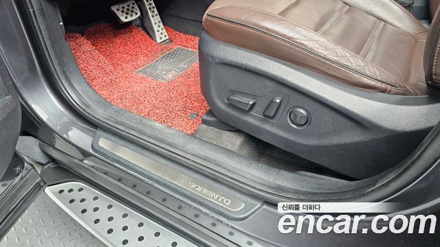Kia Sorento 2016 — photo 32