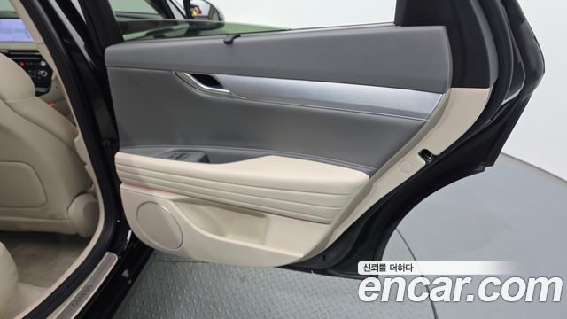 Genesis G80 2025 — photo 15