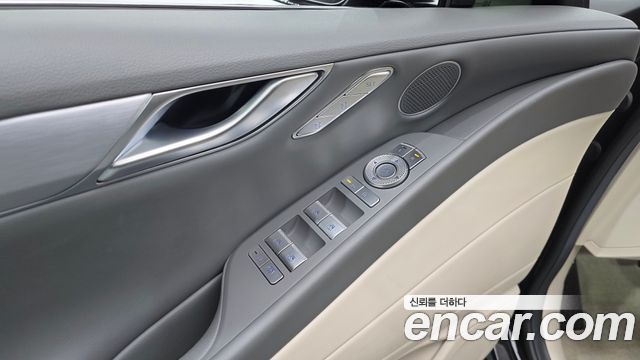 Genesis G80 2025 — photo 33