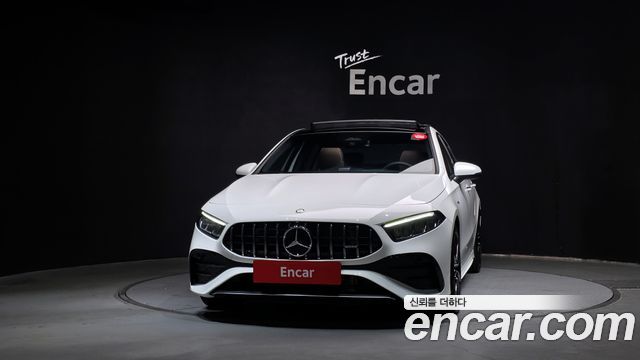 Mercedes-Benz A-Class 2024 — photo 3