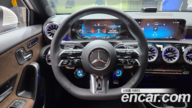 Mercedes-Benz A-Class 2024 — photo 20