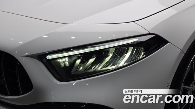 Mercedes-Benz A-Class 2024 — photo 8