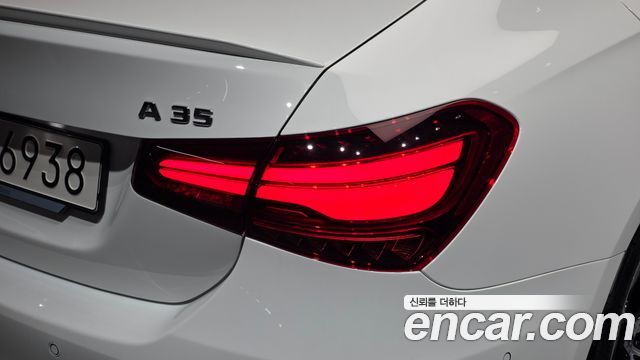 Mercedes-Benz A-Class 2024 — photo 9