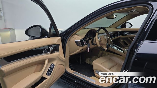 Porsche Panamera 2015 — photo 10