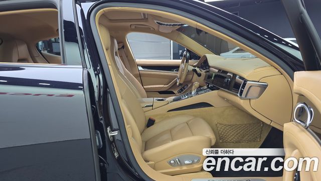 Porsche Panamera 2015 — photo 11