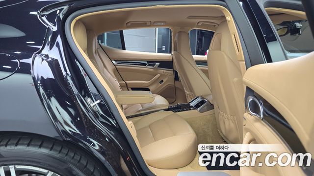 Porsche Panamera 2015 — photo 12
