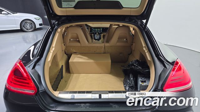 Porsche Panamera 2015 — photo 20