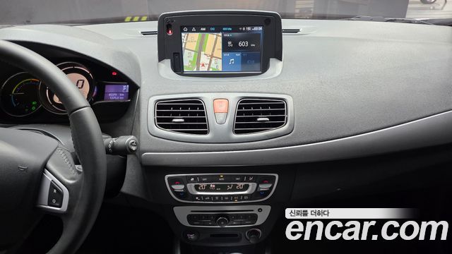 Renault Korea SM3 2019 — photo 15