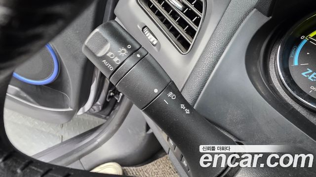 Renault Korea SM3 2019 — photo 17