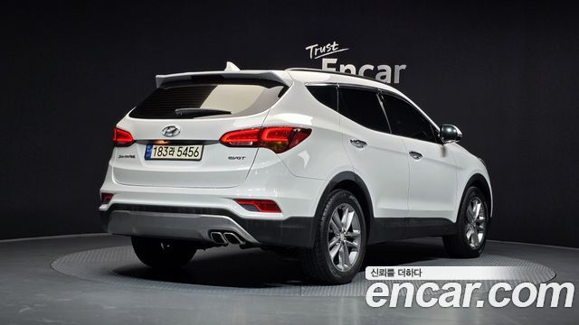 Hyundai Santafe 2016 — photo 2