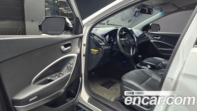 Hyundai Santafe 2016 — photo 13