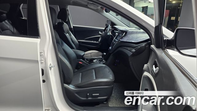 Hyundai Santafe 2016 — photo 17